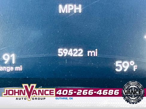 Used 2023 Chrysler Pacifica Touring-L image 31