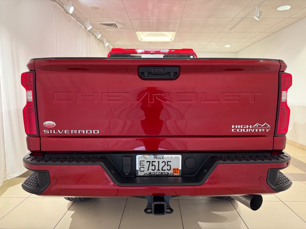 Used 2022 Chevrolet Silverado 2500 High Country w/ Z71 Off-Road Package AWD/4WD image 4