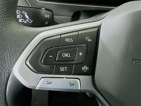 Used 2023 Volkswagen Tiguan S image 10