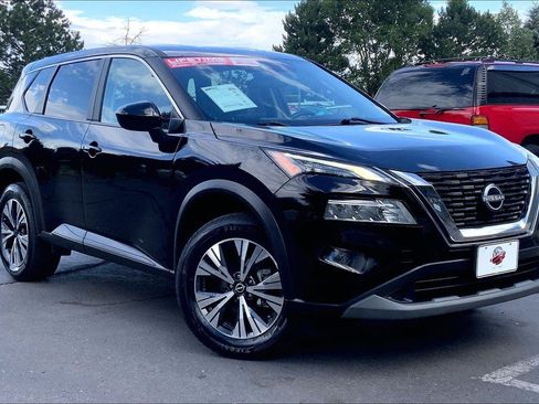 Used 2023 Nissan Rogue SV FWD image 34