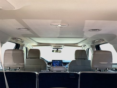 Used 2024 Ford Expedition Max Limited image 29