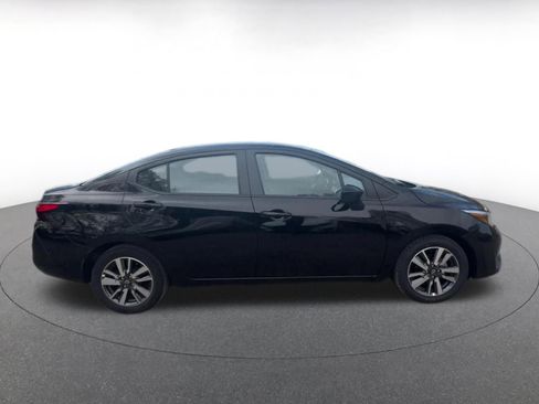 Used 2025 Nissan Versa SV FWD image 16
