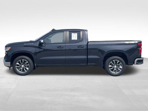 Used 2024 Chevrolet Silverado 1500 LT image 7
