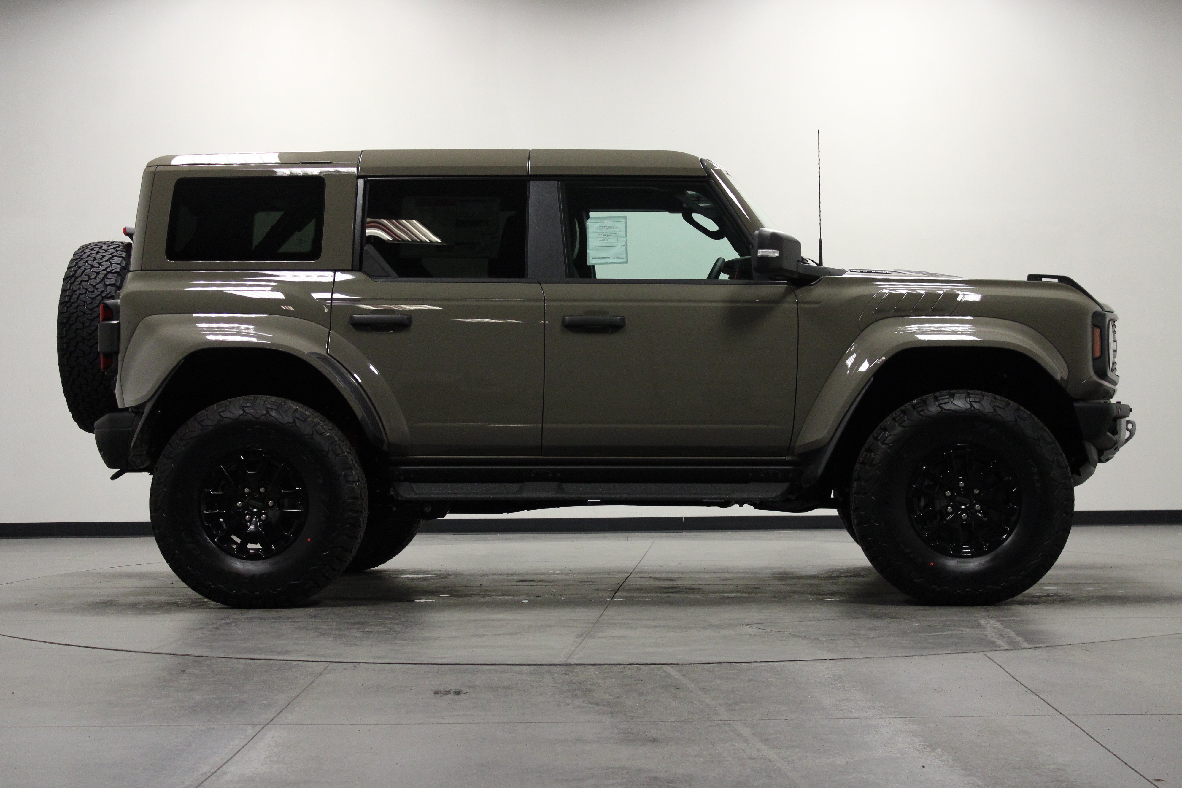 New 2026 Ford Bronco Raptor AWD/4WD image 3