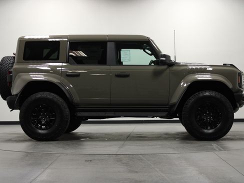 New 2026 Ford Bronco Raptor AWD/4WD image 3