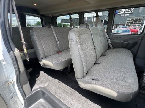 Used 2023 Chevrolet Express 2500 LS w/ Driver Convenience Package RWD image 22