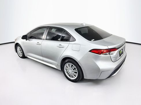 Used 2022 Toyota Corolla LE FWD image 5