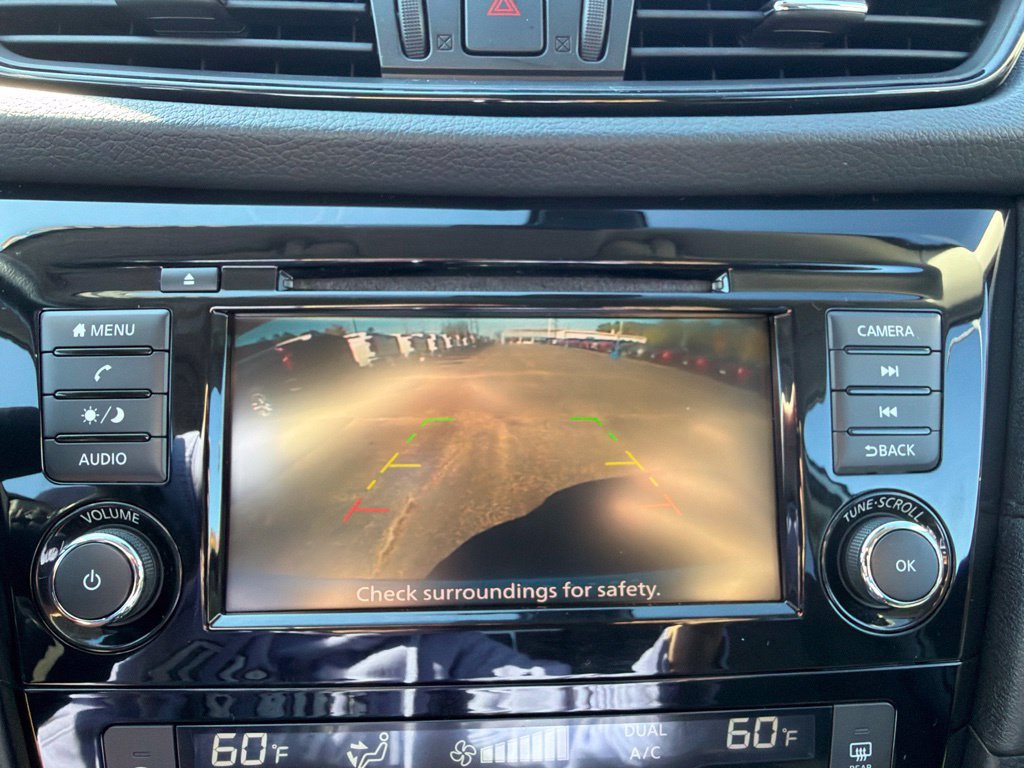 Used 2020 Nissan Rogue SV AWD/4WD image 19