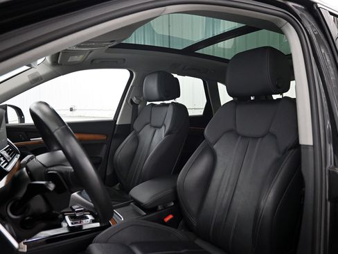 Used 2021 Audi Q5 e Prestige w/ Prestige Package image 6