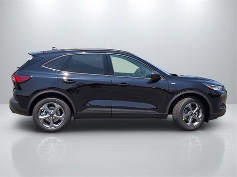 New 2025 Ford Escape ST-Line w/ Equipment Group 301A image 3