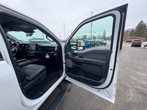 Used 2025 Ford F350 Lariat w/ Lariat Ultimate Package image 40