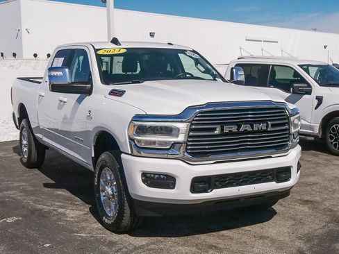 Used 2024 RAM 2500 Laramie image 3