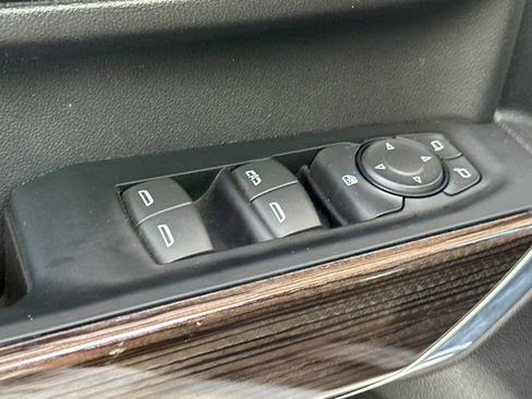 Used 2023 Chevrolet Silverado 2500 LT AWD/4WD image 13