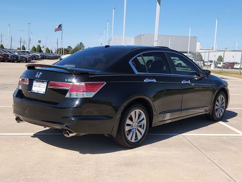 Used 2011 Honda Accord EX-L image 5