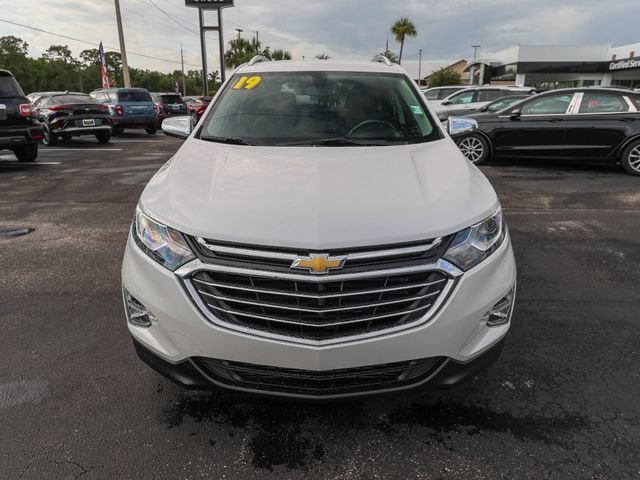 Used 2019 Chevrolet Equinox Premier FWD image 2