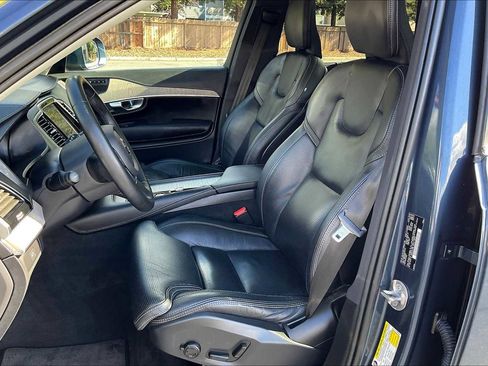 Used 2023 Volvo XC90 B6 Ultimate image 28
