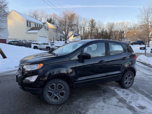 Used 2018 Ford EcoSport S image 1
