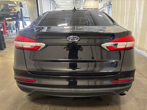 Used 2020 Ford Fusion SE FWD image 5