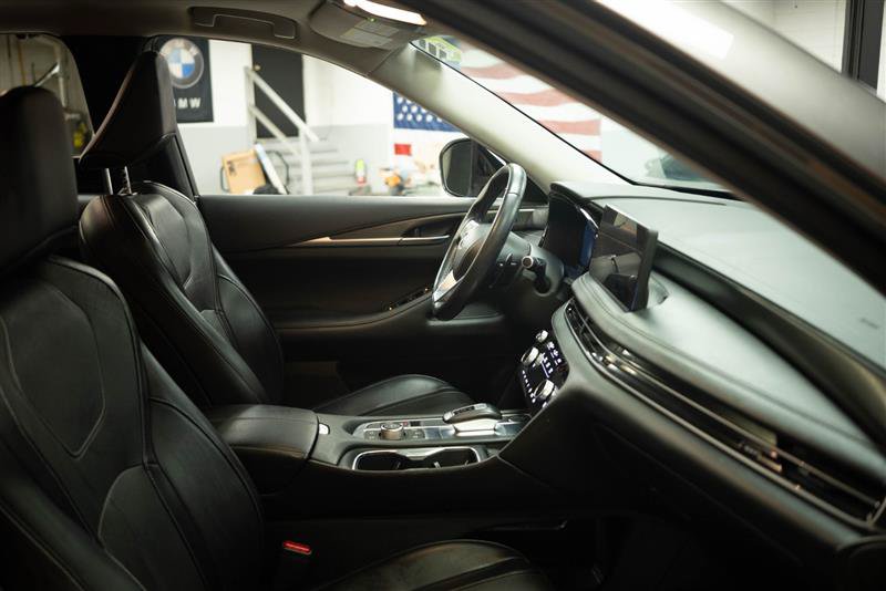 Used 2023 INFINITI QX60 Luxe w/ Cargo Package AWD/4WD image 14