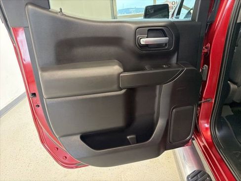 Used 2021 Chevrolet Silverado 1500 LT w/ Z71 Off-Road Package image 39