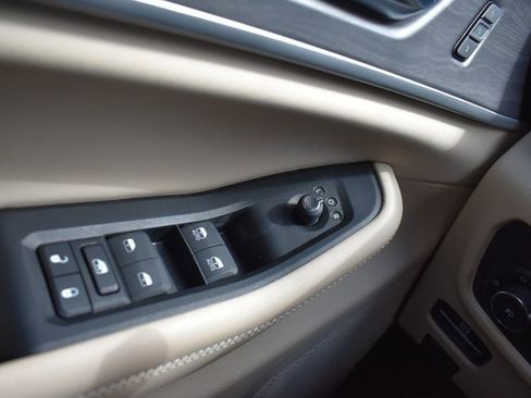 Used 2024 Jeep Grand Cherokee L Limited image 28