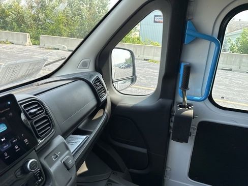 Used 2024 RAM ProMaster 3500 w/ Delivery Van Package image 26