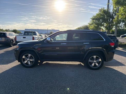 Used 2014 Jeep Grand Cherokee Limited w/ Luxury Group II image 2