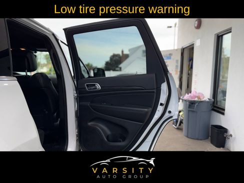Used 2022 Jeep Grand Cherokee Laredo X AWD/4WD image 40