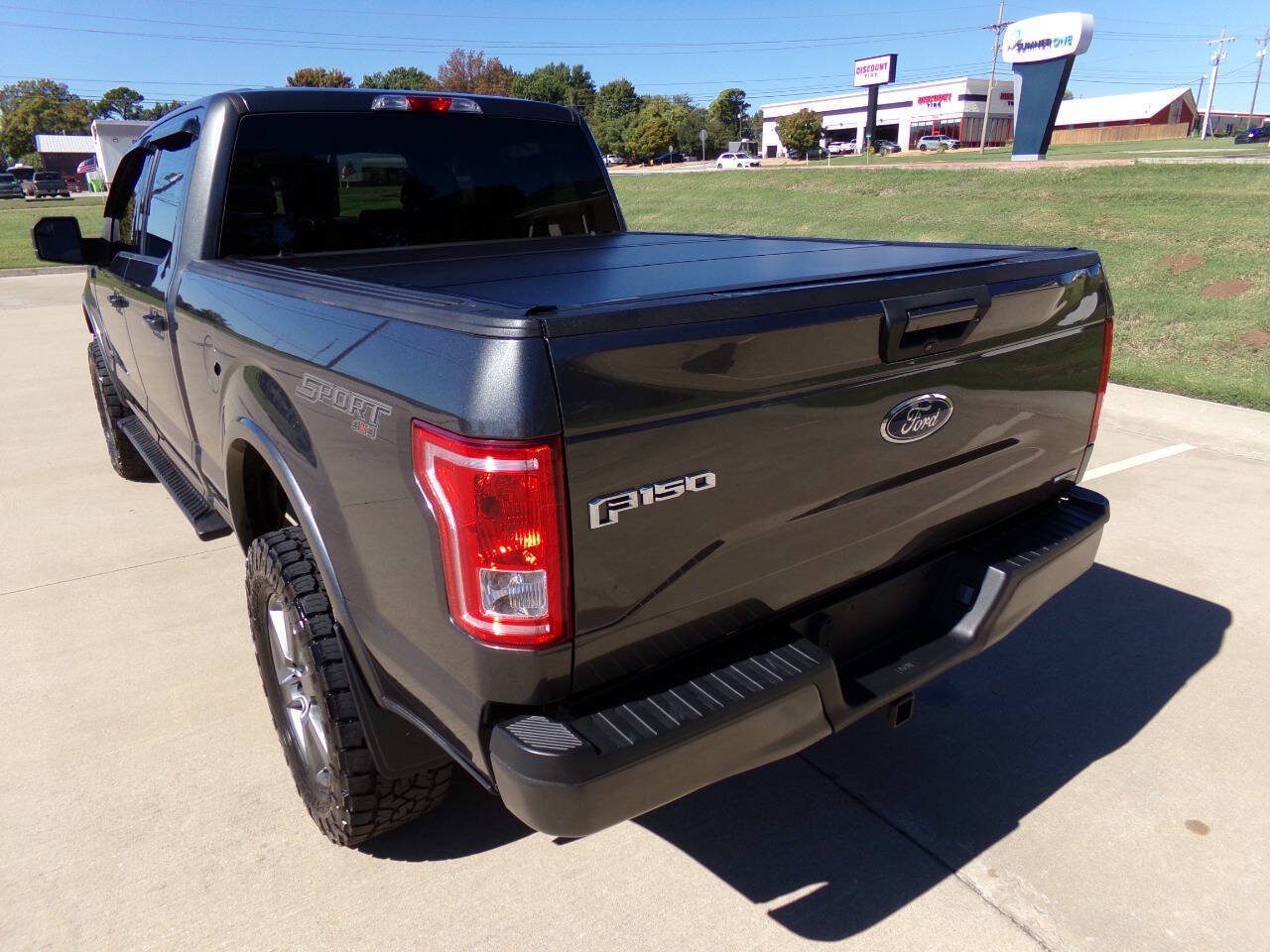 Used 2016 Ford F150 XLT w/ Equipment Group 301A Mid AWD/4WD image 16