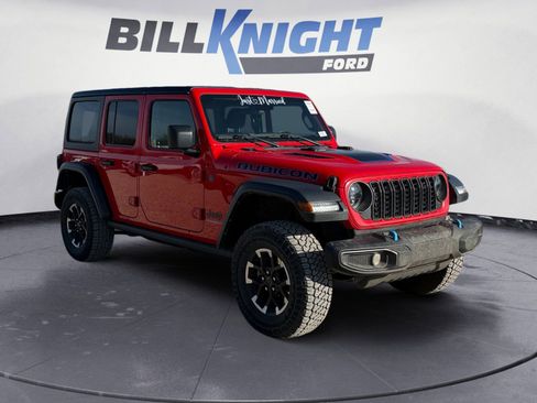Used 2024 Jeep Wrangler Unlimited Rubicon 4xe image 7