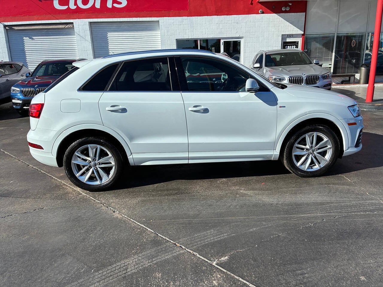 Used 2018 Audi Q3 2.0T Premium Plus w/ Premium Plus Package AWD/4WD image 14