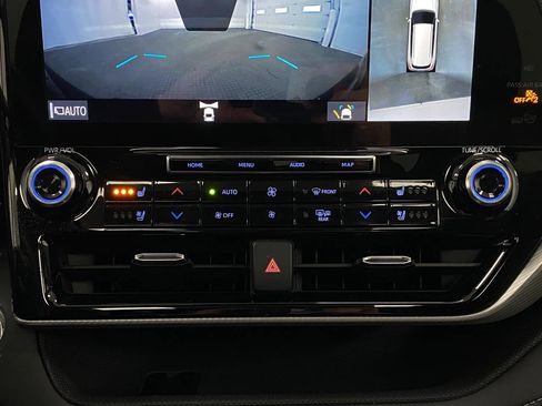 Used 2022 Toyota Highlander Platinum image 27