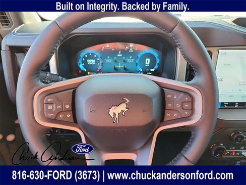 New 2025 Ford Bronco Outer Banks w/ Sasquatch Package image 14