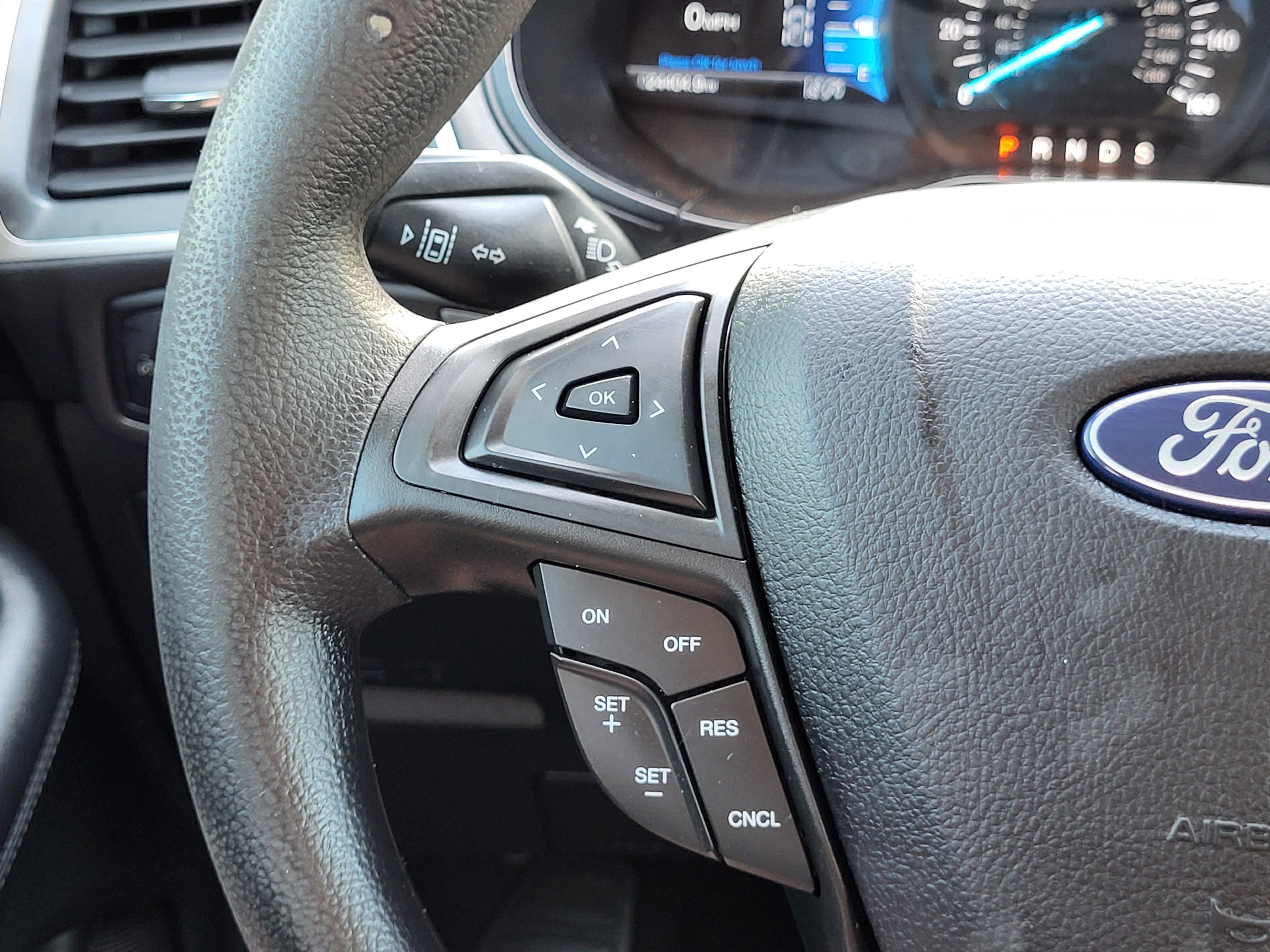 Used 2024 Ford Edge SE w/ Black Appearance Package AWD/4WD image 23