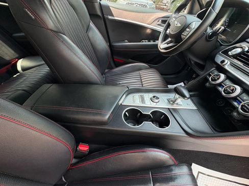 Used 2022 Genesis G70 3.3T w/ Sport Advanced Package RWD image 12