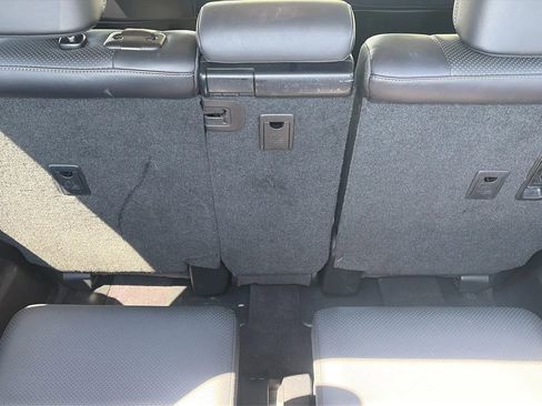 Used 2010 Lexus GX 460 image 40