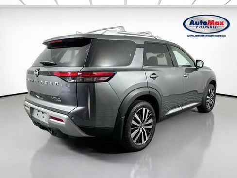 Used 2022 Nissan Pathfinder Platinum w/ Cargo Package AWD/4WD image 7