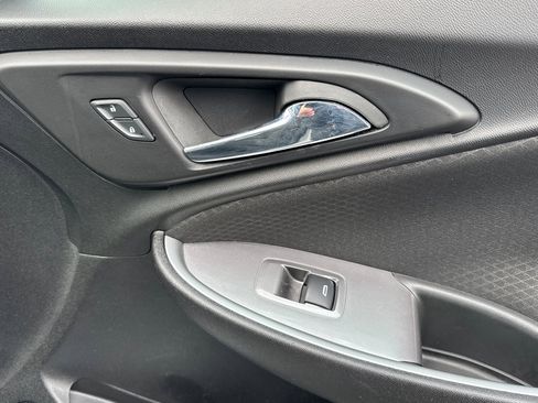 Used 2024 Chevrolet Malibu LT image 19