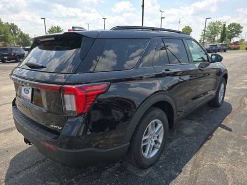 New 2026 Ford Explorer Active AWD/4WD image 5