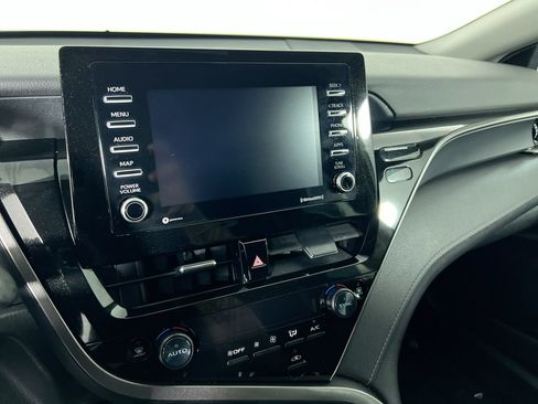 Used 2024 Toyota Camry LE FWD image 20