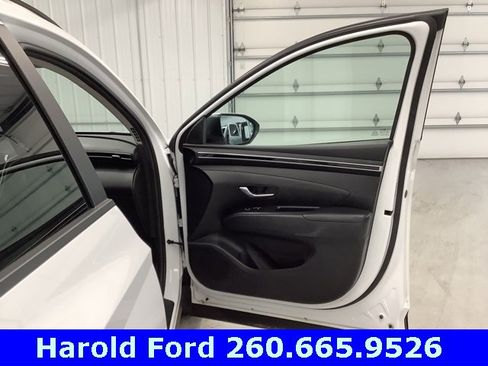 Used 2022 Hyundai Tucson SEL image 11