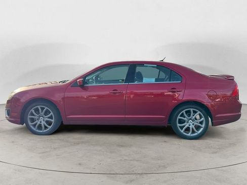 Used 2012 Ford Fusion SE image 2
