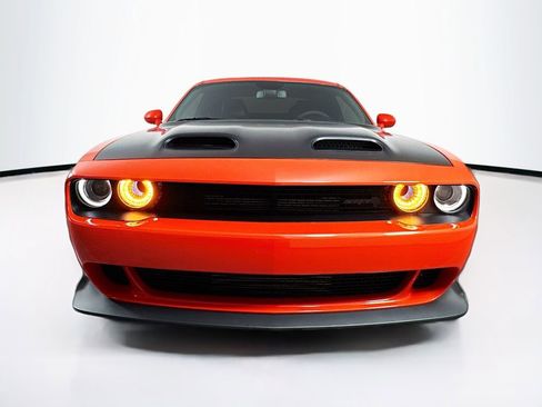Used 2022 Dodge Challenger SRT Hellcat image 2