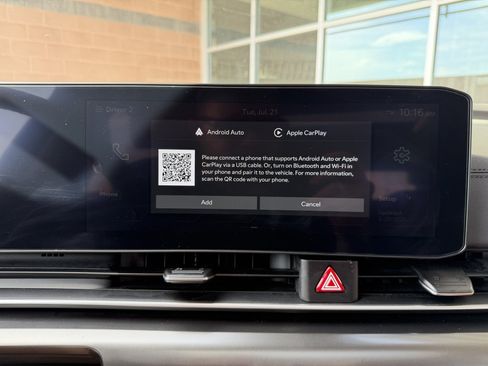 Used 2025 Kia Carnival SX w/ SX Dark Edition Package FWD image 23
