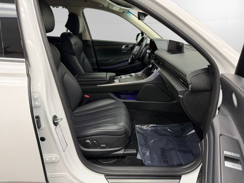 Used 2024 Genesis GV80 2.5T image 15