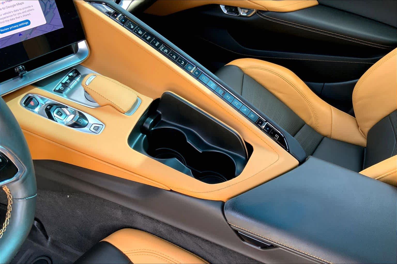Used 2025 Chevrolet Corvette Stingray Preferred Cpe w/ Z51 Performance Package RWD image 17