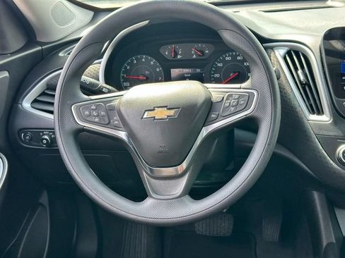 Used 2024 Chevrolet Malibu LS FWD image 12
