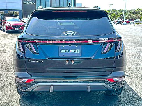 Used 2024 Hyundai Tucson Limited FWD image 7