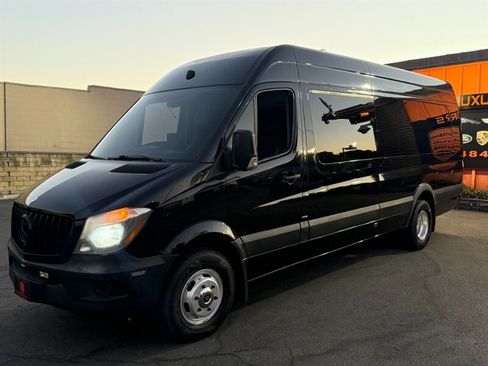 Used 2015 Mercedes-Benz Sprinter 3500 image 3