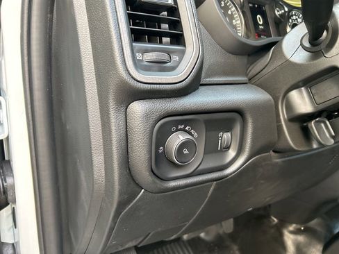 New 2024 RAM 2500 Tradesman image 32